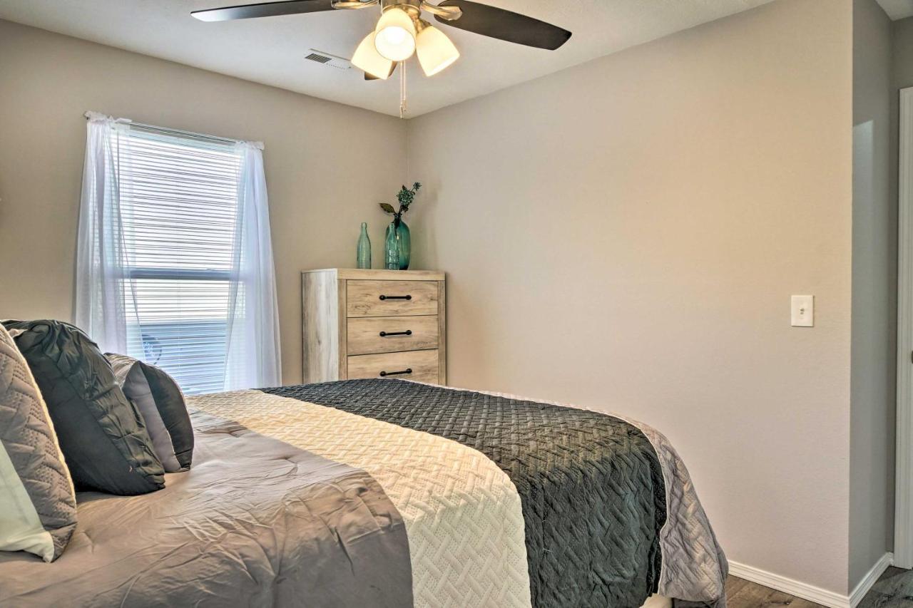Cozy Condo With Pool Access, 5 Mi To Table Rock Lake Branson Exterior photo